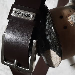 New York & Company Brown Genuine Leather Belt size M with silver buckle and tag.